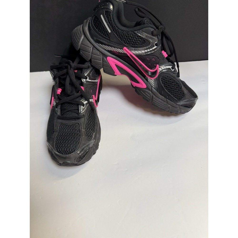 Nike V5 RNR Black Pink Blast Womens Walking Running HQ7901-002 Sz 7